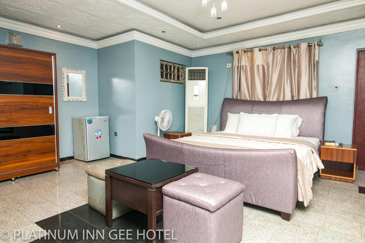 Platinum Inn Gee Hotel Suru Lere Bagian luar foto