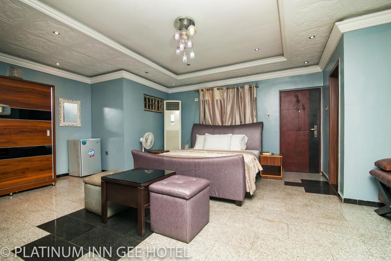 Platinum Inn Gee Hotel Suru Lere Bagian luar foto